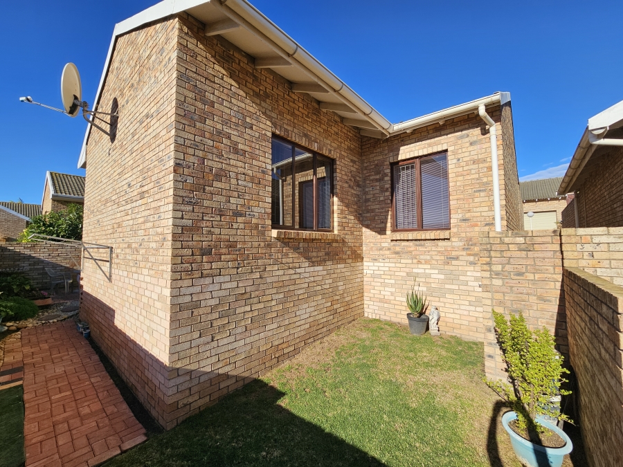 3 Bedroom Property for Sale in Jeffreys Bay Central Eastern Cape